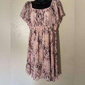 Torrid Blush and Brown Floral Dress Size 00 ( M/L)